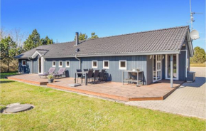 Cozy Home In Blåvand With Sauna